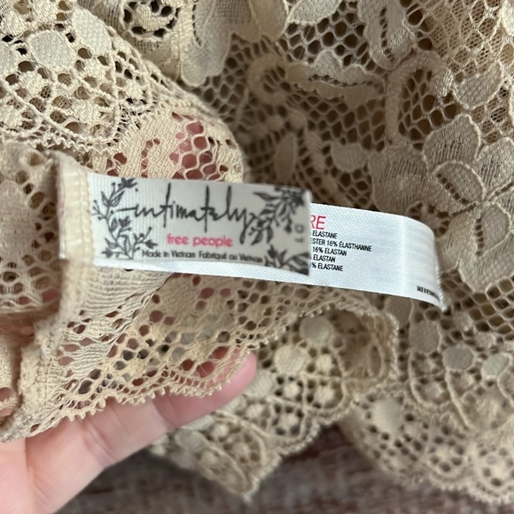 Free People Intimately Lace Bralette LARGE - Picture 5 of 5